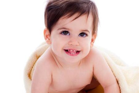 宝宝吃纸是缺什么