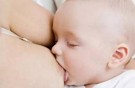 吃母乳的宝宝不容易生病？6个月以后也是吗？