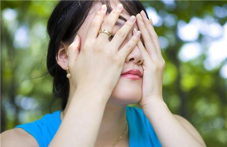 月經提前有血塊怎么辦