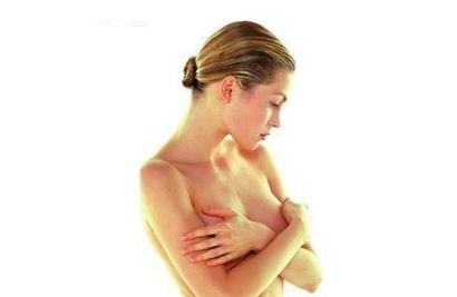 女性乳房疼痛怎么回事