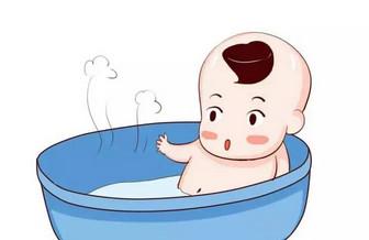 新生婴儿多久能洗澡？这样洗宝宝更喜欢