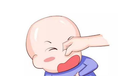 宝宝鼻梁低，能捏高么？
