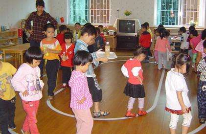 儿童性教育-幼儿园男孩女孩卫生间可以共用吗