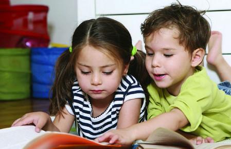 不爱阅读的孩子是潜在差生！只要这4步保你孩子爱上阅读