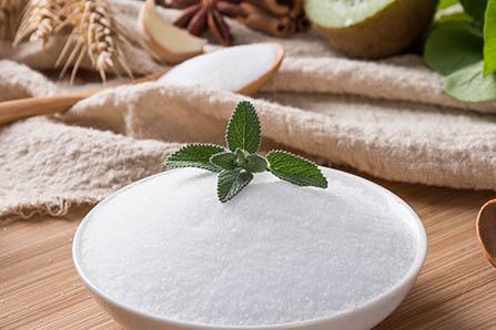 春季口干舌燥是怎么回事