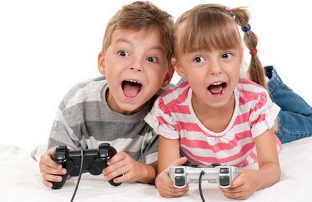 孩子趁家人不在的空档玩在线游戏，该如何引导？