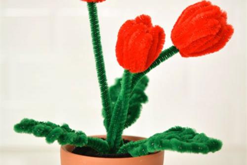 扭扭棒花朵制作教程