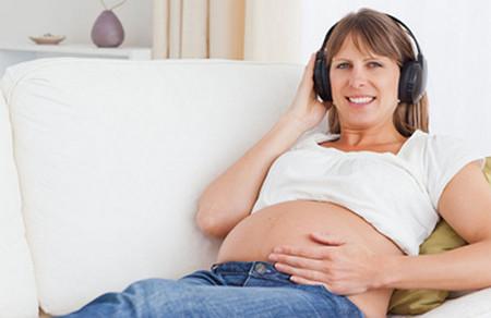 孕晚期出现这些征兆是要早产！准妈千万不要大意！