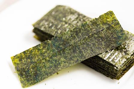 婴儿左侧睡会压心脏吗