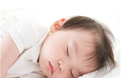 宝宝睡眠时间短怎么回事