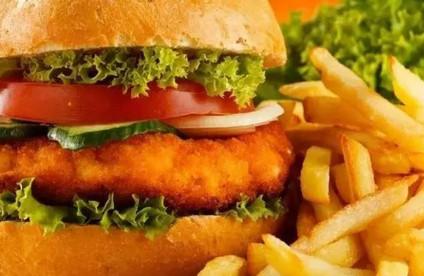 不要再吃了！最伤孩子的4种早餐