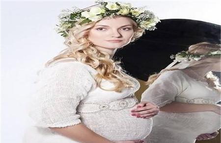 给新生宝宝洗澡这个部位可不能碰 但是很多妈妈却次次碰