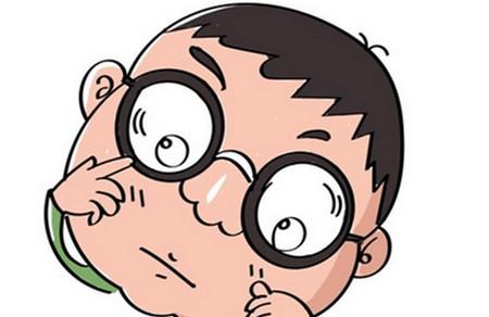 孩子近视怎么回事 写作业时最明显，妈妈快看看