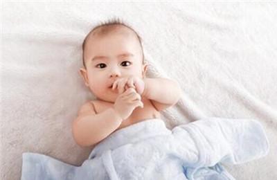 小孩头发稀少怎么办