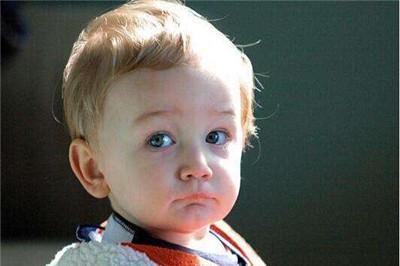 宝宝泪腺不通的危害