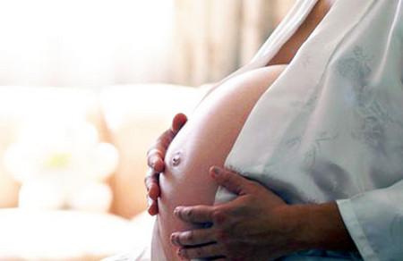 你一定不知道孕期睡不好，胎宝宝可能会停止发育