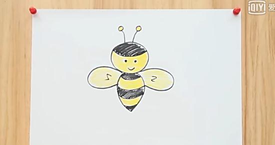小蜜蜂简笔画