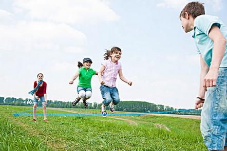 孩子天天跳绳就能长高？医生说：你们可能跳错了！