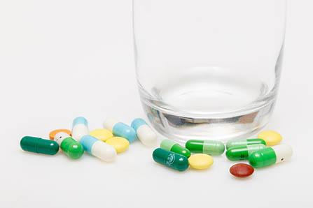 多大的孩子可以一个人在家