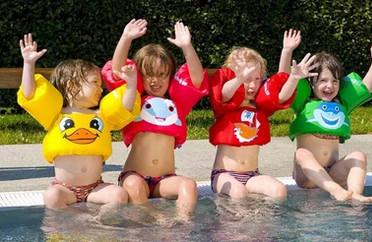 游泳圈竟然不安全？孩子的游泳装备你选对了吗？