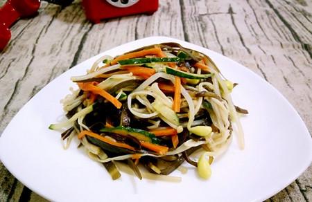 儿童预防便秘食谱：杂蔬菌菇海带丝，开胃促食欲