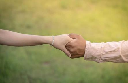 为婚姻立界线：如何面对“双方都没错”的伤害