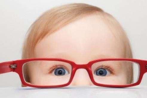 宝宝散光是怎么造成的