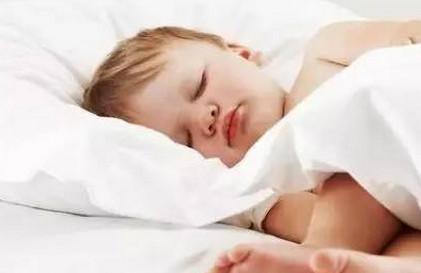 宝宝睡觉不安稳？可能是因为这些原因！