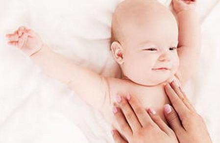 婴儿抚触居然如此重要？