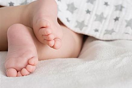 踮脚、X型腿、O型腿、内八字要警惕！丑丑脚型怎么治？