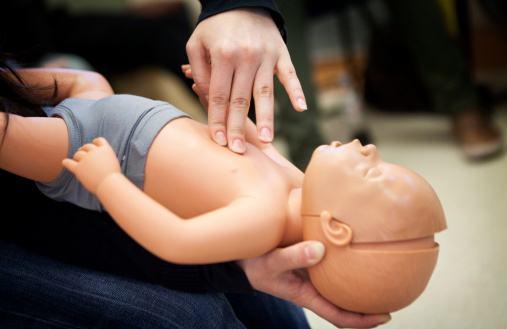 宝宝窒息的急救方法