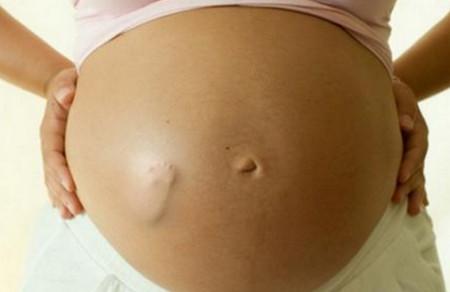 怀孕了要自己会数胎动，如何辨别异常胎动？