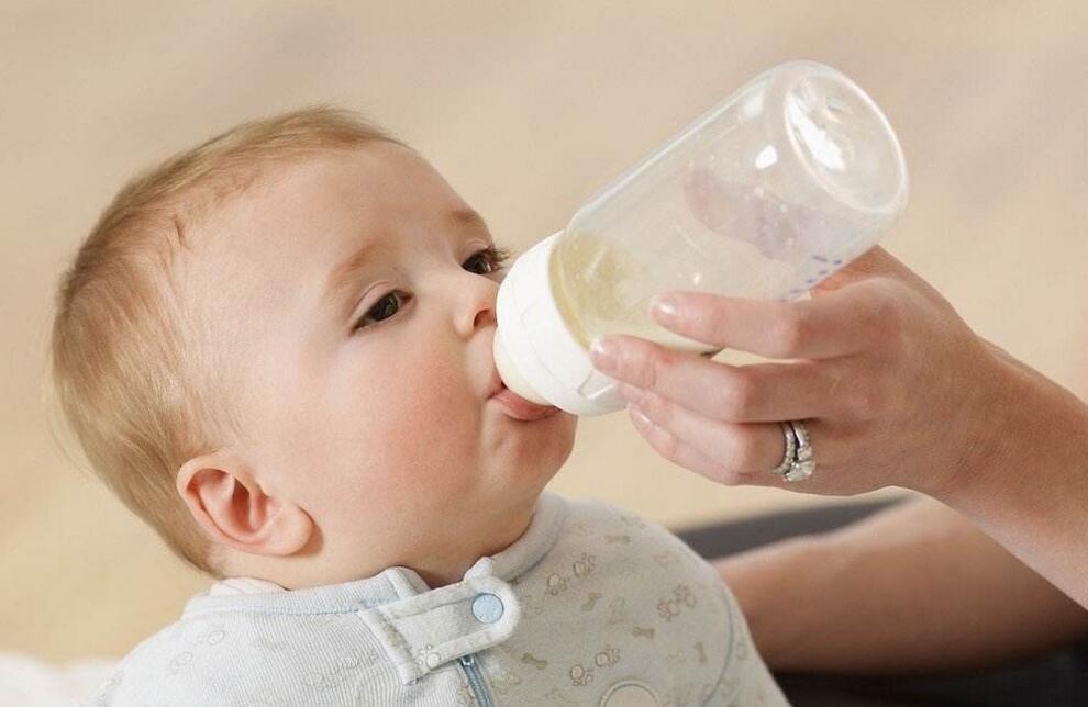 婴儿喝什么奶粉最好最安全