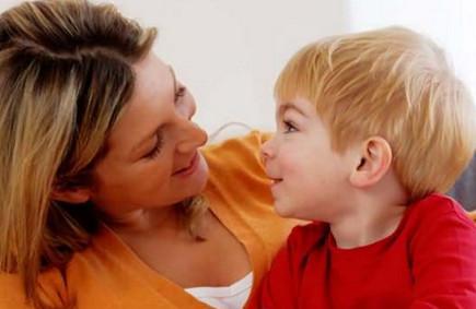 宝宝几岁说话正常，说话晚是好还是不好？