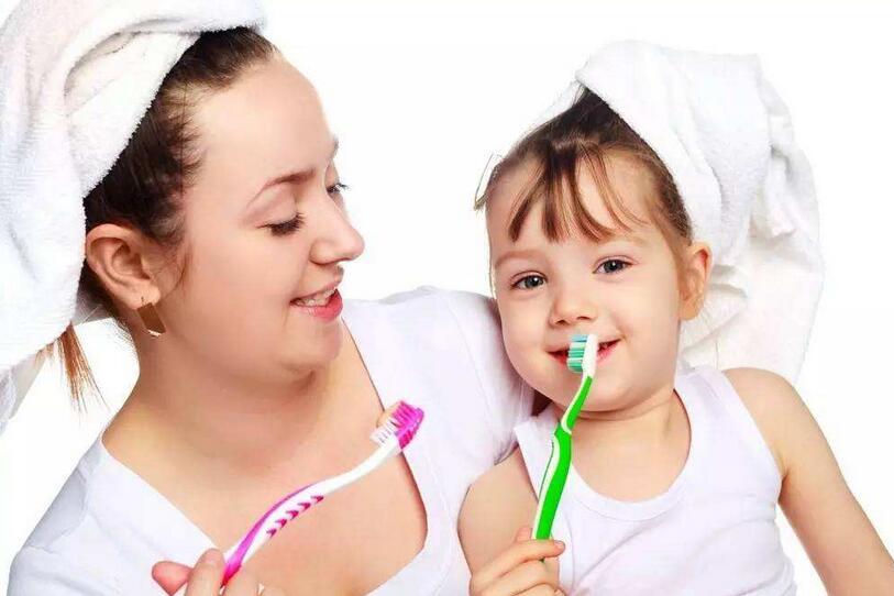 宝宝误食牙膏怎么办？牙膏是不能随随便便吃的