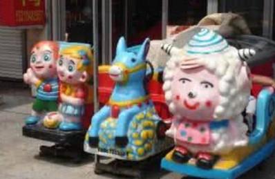 你知道吗？宝宝常坐摇摇车，可能会有听力伤害！