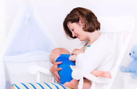哺乳期一生病就硬挺？凭经验扛着会出问题的！