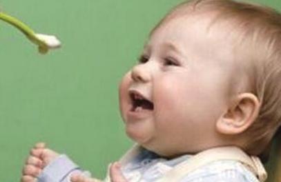 孩子不吃饭，哪些情况需要看医生？