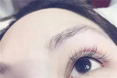 美瞳线几年后会变蓝吗 让人烦恼的蓝色是怎么出现的