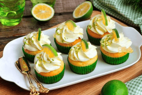 宝宝无糖蛋糕的做法 学会后再也不怕宝宝蛀牙又长胖了