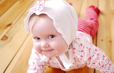 一秒钟知道宝宝穿衣冷or热 月嫂常用的着装公式来喽！