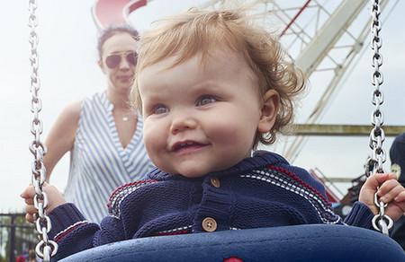 顺利带孩子离开游乐场的秘诀：“孩子，抓紧玩吧！”