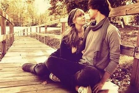 摩羯男疯狂爱你的表现  快来看看吧，别错过了对的人