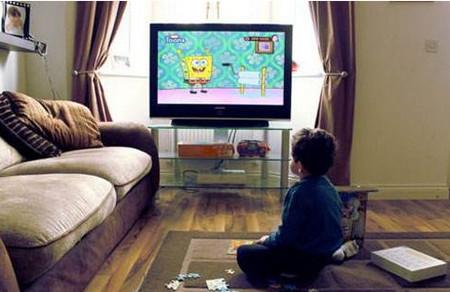 家长到底该不该，让孩子看电视呢？
