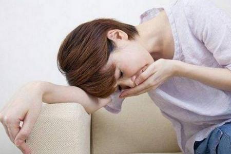 口干口苦、疲劳困倦、头晕恶心都是怎么回事，你可以做些什么？