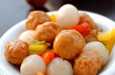 色香味俱全的营养宝宝食谱彩椒丸子，挑食的宝宝也无法拒绝！