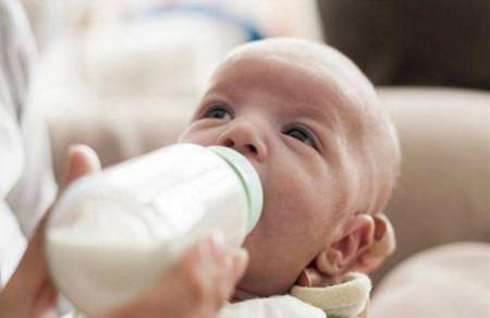 母乳和奶粉混合喂养：妈妈们需要知道的7个基本常识