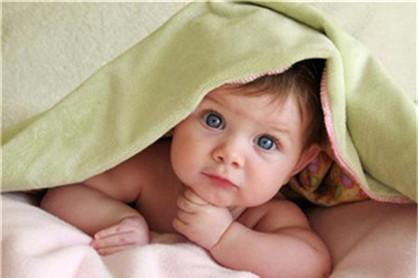 小宝宝手脚抖动就是“癫痫”吗？如何区分正常表现和病理表现？