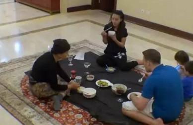 面对危险，马雅舒搬空家具，你是哪个类型的妈妈