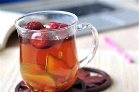 三伏天可以喝姜枣茶吗 三伏天喝姜枣茶要注意什么